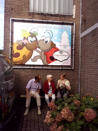 Het museum Ergoed Depot in Riel, oude gebruiksspullen. Jee, zijn die nou al moe?