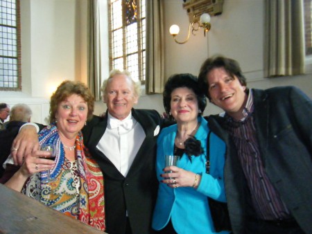 Na het concert tijd voor een kiekje met de dirigent en zijn vrouw Dinie